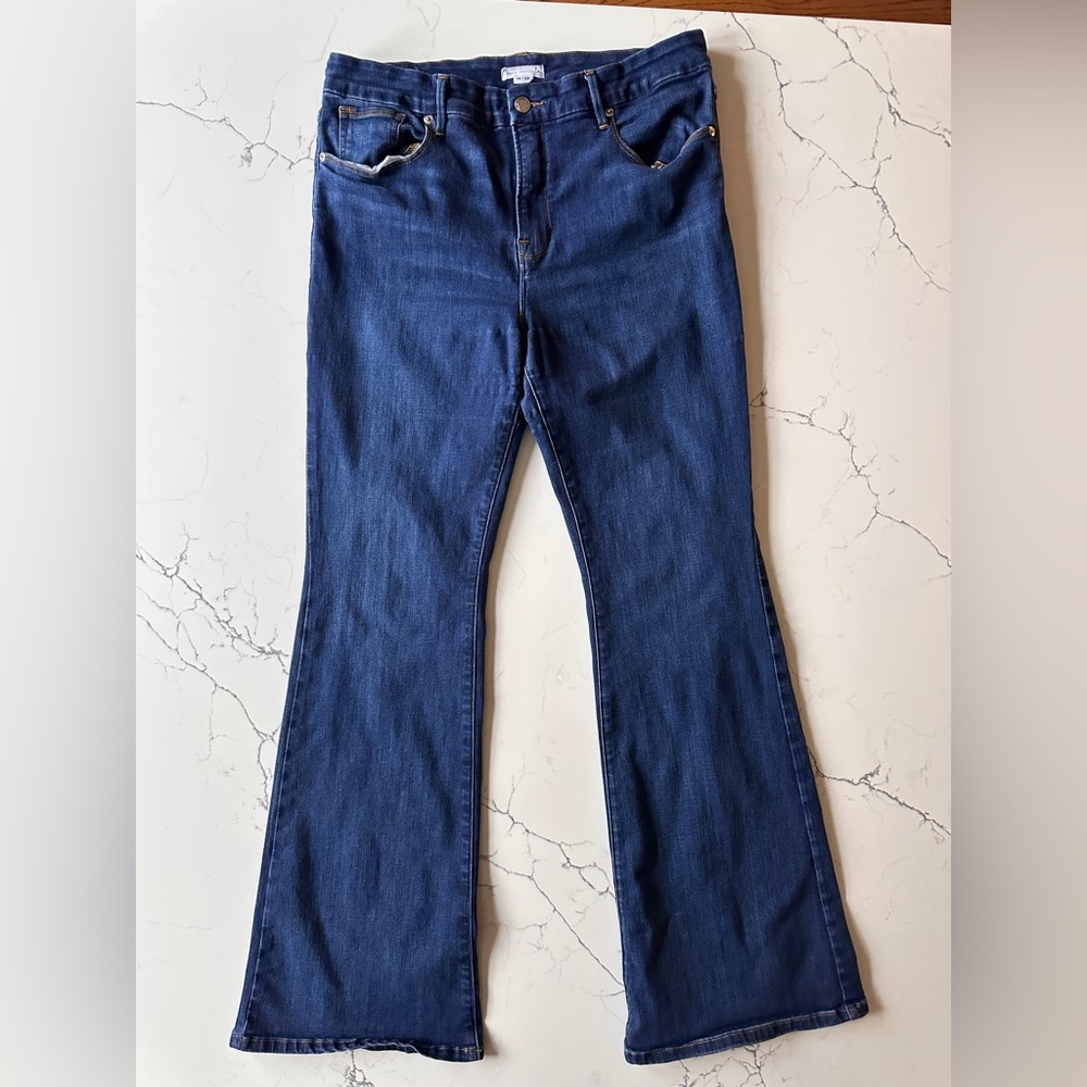 Good American Good Legs Flare Jeans